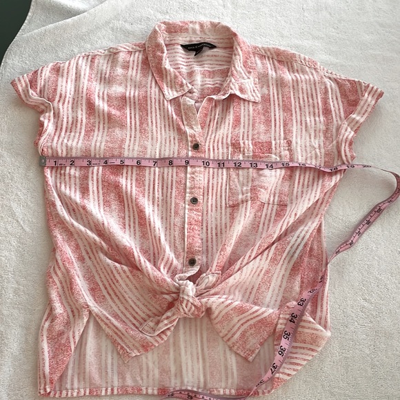 Rock & Republic Peach/Red/White🧡❤️ Stripe Like New Button Up Pocket top szS❤️🧡 - Picture 8 of 12